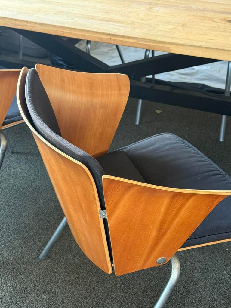 4 kantoorstoelen van hout (design, eames stijl), Wit, Ophalen of Verzenden, Zo goed als nieuw, Eén