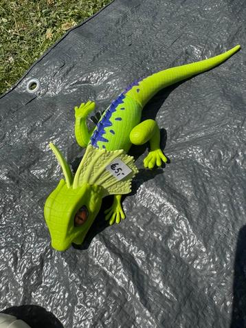 Dino set speelgoed beschikbaar voor biedingen