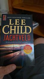 Lee Child - Jachtveld, Zo goed als nieuw, Nederland, Lee Child, Ophalen of Verzenden