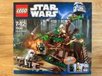 7956 LEGO Star Wars Ewok Attack, Kinderen en Baby's, Speelgoed | Duplo en Lego, Ophalen of Verzenden, Zo goed als nieuw, Complete set