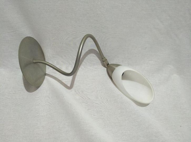 moderne wandlamp, Huis en Inrichting, Lampen | Wandlampen, Zo goed als nieuw, Glas, Metaal, Ophalen of Verzenden