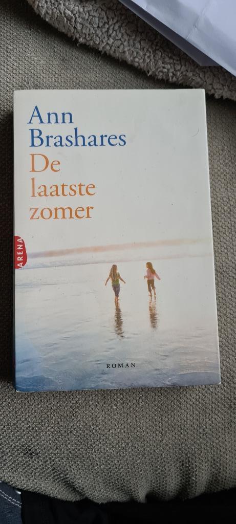 Boek De laatste zomer. Ann Brashares, Boeken, Romans, Zo goed als nieuw, Ophalen of Verzenden
