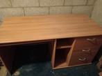 Gratis houten bureau, Ophalen, Gebruikt, Bureau