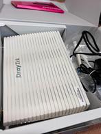 Draytek Vigor 2132FVn, Ophalen of Verzenden, Zo goed als nieuw, Router met modem, DrayTek Vigor