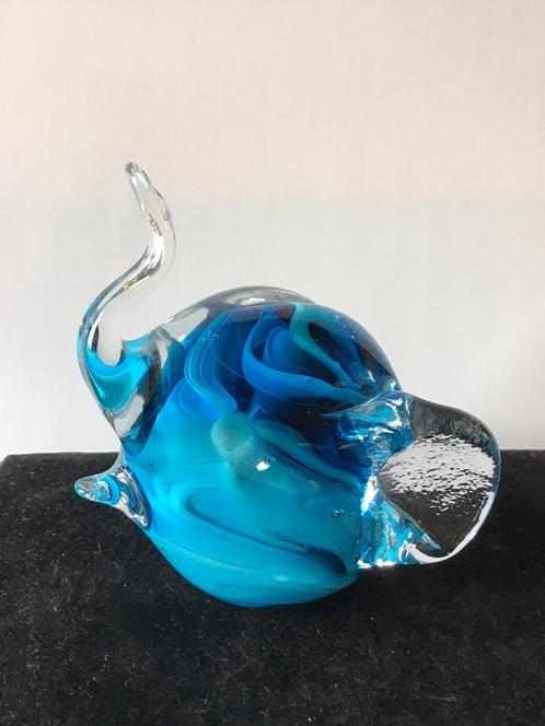 Glazen olifant turquoise + blauwtinten met doorzichtige glas, Verzamelen, Beelden en Beeldjes, Ophalen of Verzenden