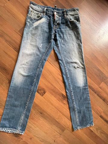 Dsquared jeans maat 32 beschikbaar voor biedingen