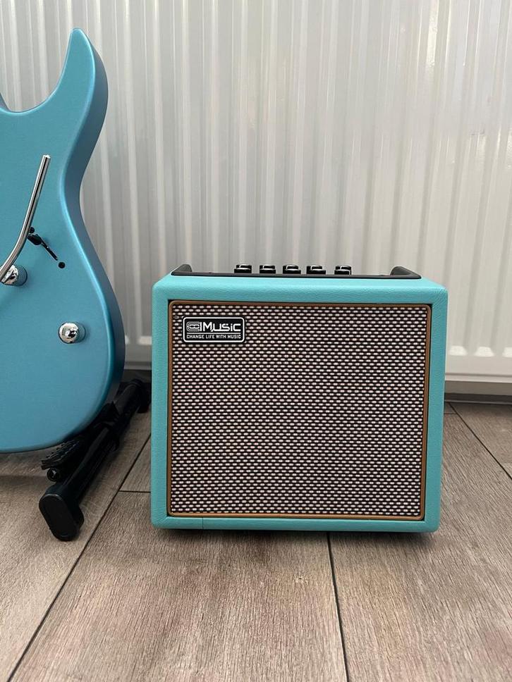 Portable gitaarversterker, Muziek en Instrumenten, Versterkers | Bas en Gitaar, Zo goed als nieuw, Gitaar, Minder dan 50 watt