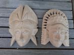 Indonesië set van 2 goedgesneden Houten Maskers, Antiek en Kunst, Kunst | Beelden en Houtsnijwerken, Ophalen of Verzenden