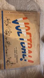 VOETBAL ! - KLAAS PEEREBOOM / BOB USCHI, Ophalen of Verzenden, Zo goed als nieuw, Buitenlandse clubs