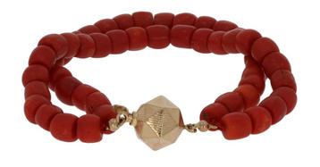 Kaasjes bloedkoraal 2-strengs armband 14k gouden paston slot beschikbaar voor biedingen