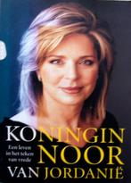 Koningin Noor van Jordanië Een leven in het teken van vrede, Boeken, Biografieën, Ophalen of Verzenden, Zo goed als nieuw