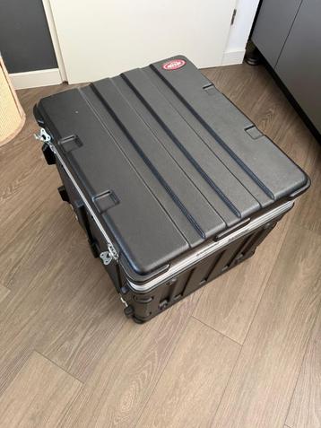 SKB 19" rack flightcase 12HE beschikbaar voor biedingen