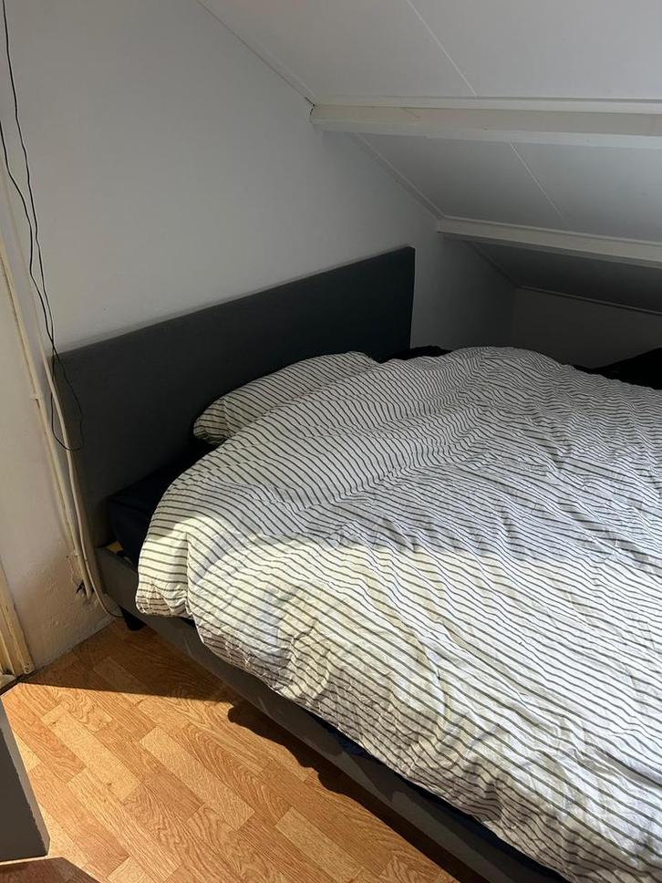 IKEA boxspring + matras+topmatras (160x200)wegens verhuizing, Huis en Inrichting, Slaapkamer | Boxsprings, Zo goed als nieuw, 160 cm