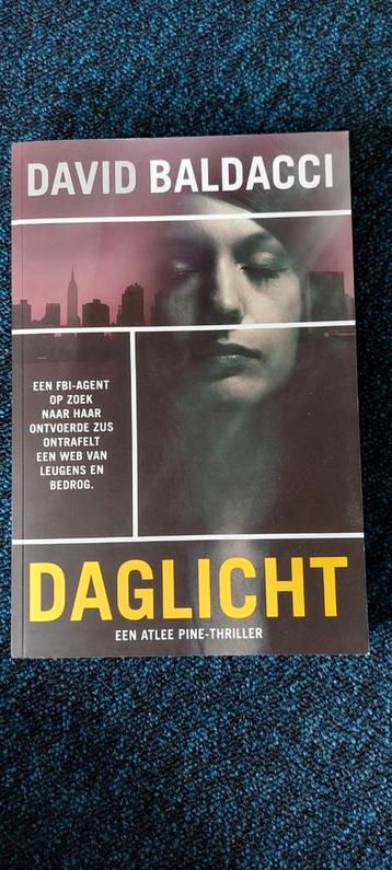 Daglicht - David Baldacci - Atlee Pine Thriller beschikbaar voor biedingen