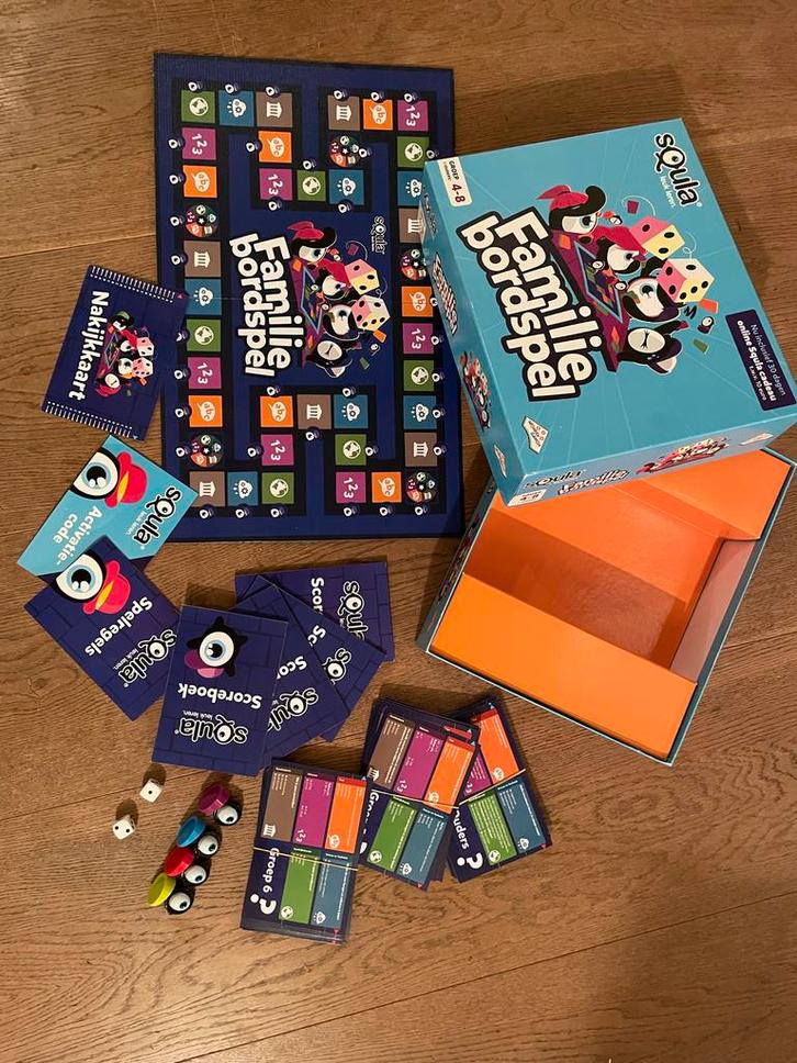 sQula familie bordspel, Hobby en Vrije tijd, Gezelschapsspellen | Bordspellen, Zo goed als nieuw, Een of twee spelers, Drie of vier spelers