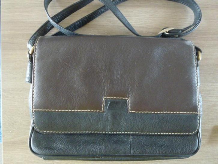schoudertas zwart/bruin, Sieraden, Tassen en Uiterlijk, Tassen | Schoudertassen, Nieuw, Overige merken, Zwart, Ophalen of Verzenden