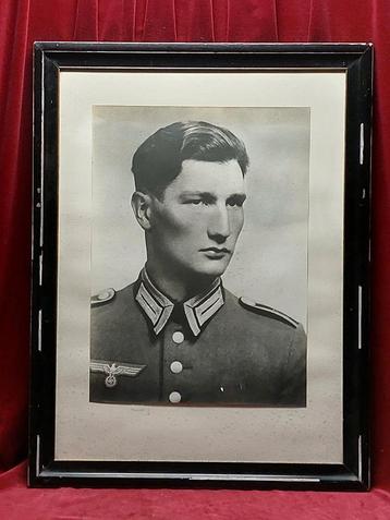 Foto Duitse onderofficier in lijst beschikbaar voor biedingen