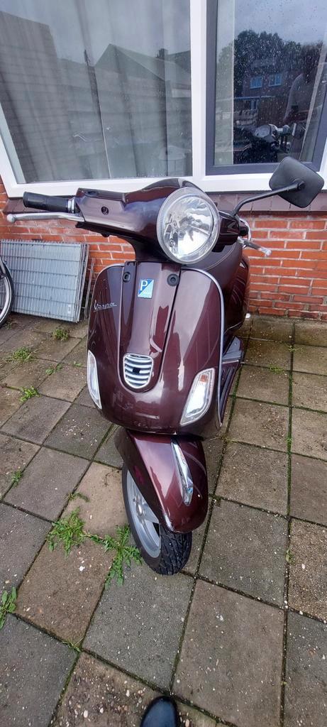 Vespa LX 50 touring ... evt voor onderdelen, Fietsen en Brommers, Brommeronderdelen | Scooters, Gebruikt, Ophalen of Verzenden
