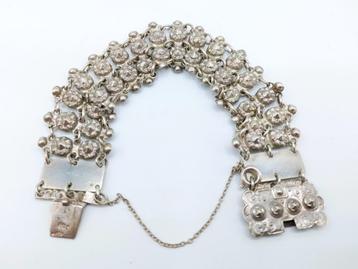 Friese zilveren klederdracht armband, 800 beschikbaar voor biedingen