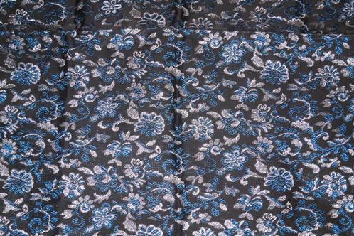 lap meerkleurige, gebloemde zijde; Staphorster klederdracht, Antiek en Kunst, Antiek | Kleden en Textiel, Ophalen of Verzenden