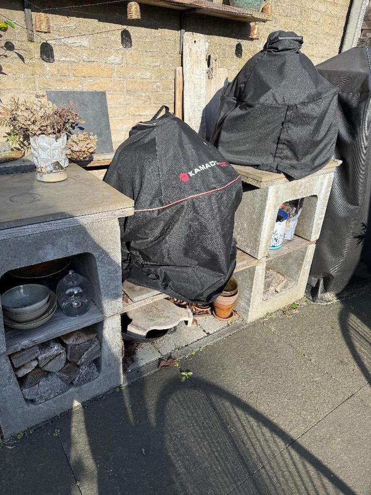 Kamado bbq HBF Trading, Tuin en Terras, Houtskoolbarbecues, Gebruikt, Met accessoires, Ophalen