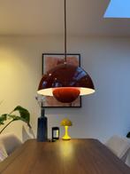 rode flowerpot metalen hanglamp, nieuw in doos, Huis en Inrichting, Lampen | Hanglampen, Ophalen of Verzenden, Nieuw, Minder dan 50 cm