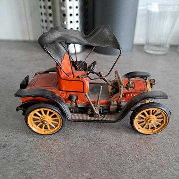 Antieke blikken Opel auto uit west-germany 50's. beschikbaar voor biedingen