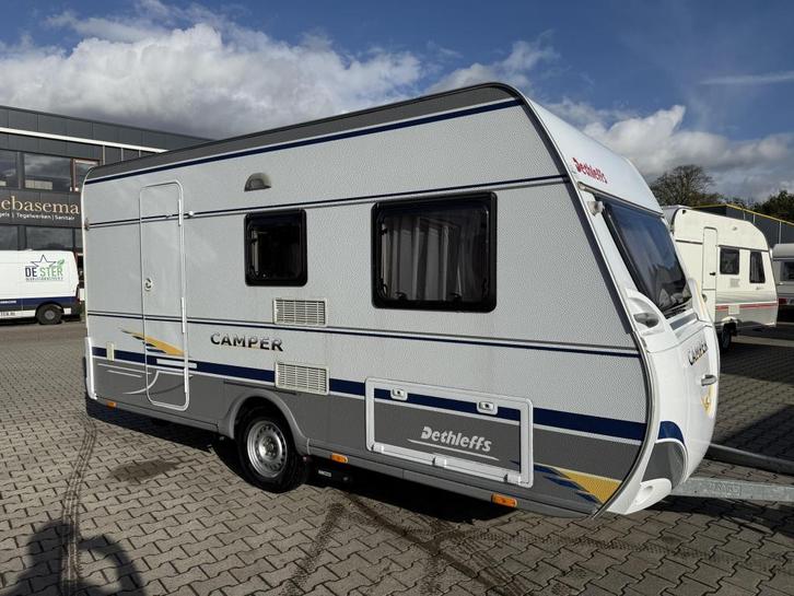 Dethleffs Camper 440 DB bouwjaar 2009 met voortent, Caravans en Kamperen, Caravans, Bedrijf, tot en met 4, 750 - 1000 kg, Treinzit