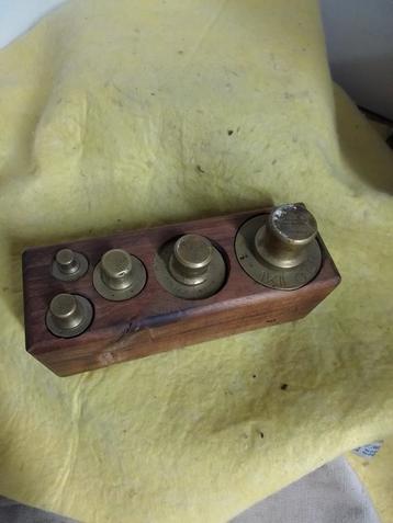 5565) mooi zwaar gewichten blok 5 gewichten beschikbaar voor biedingen