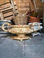 Brocante gietijzeren vaas/ oorvaas / jardiniere, Ophalen of Verzenden