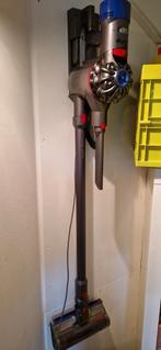 Dyson v8 parquet met mankement, Ophalen of Verzenden, Gebruikt, Minder dan 1200 watt, Stofzuiger