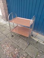 Vintage serveerwagen., Ophalen