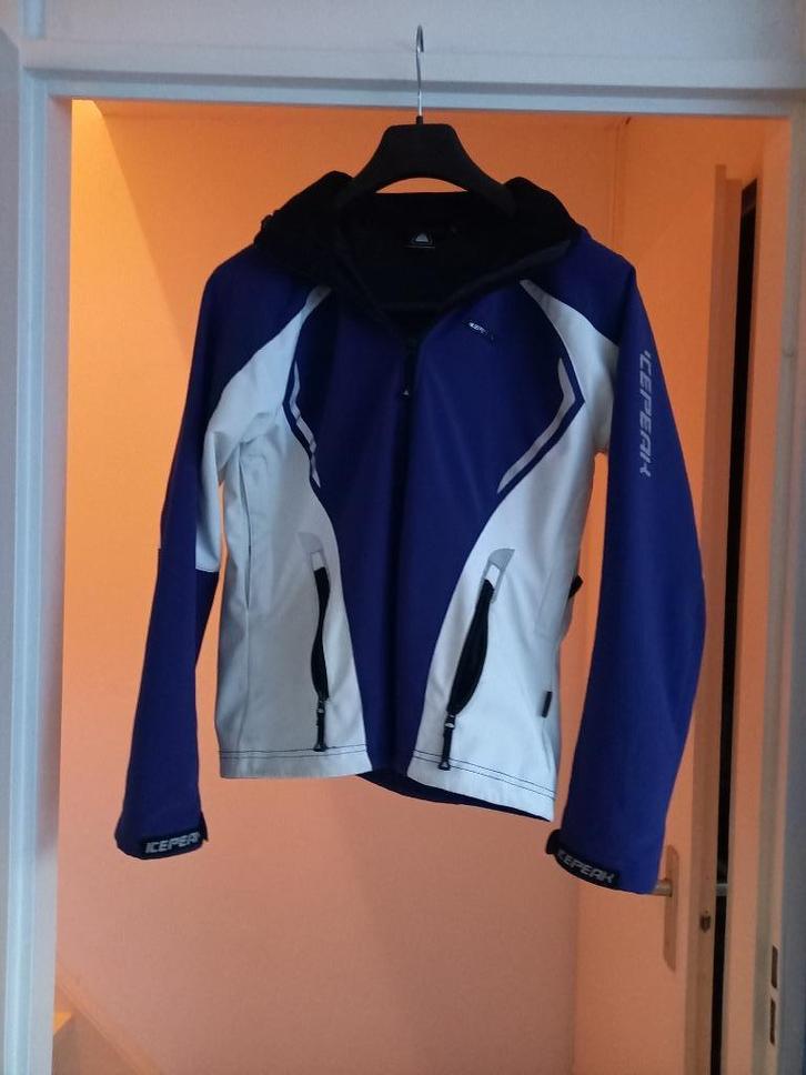 Softshell jas/ buitenjas / ski-jas, Sport en Fitness, Skiën en Langlaufen, Zo goed als nieuw, Kleding, Overige merken, Minder dan 100 cm