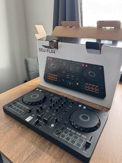 Pioneer DJ DDJ-FLX4, Muziek en Instrumenten, Dj-sets en Draaitafels, Zo goed als nieuw, Pioneer, Ophalen
