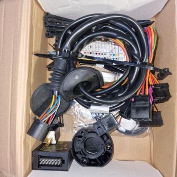 Trekhaak kabelset 13 polig AU-061-HX nieuw Audi A4 Sedan en  beschikbaar voor biedingen