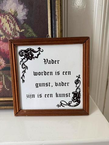 Vintage Houten Lijst met Tegel Spreuk beschikbaar voor biedingen