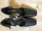 mooie schoen met hak, Kleding | Dames, Schoenen, Ophalen, Schoenen met lage hakken, Zwart, Zo goed als nieuw