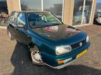 Volkswagen Golf 1.4 CL, Auto's, Oldtimers, Voorwielaandrijving, Stof, Zwart, Origineel Nederlands