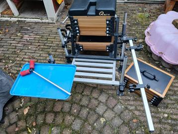 Zitkist, plateaukist Ultimate QBox zeer mooi en netjes beschikbaar voor biedingen