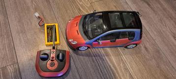 Aangeboden Dickie RC Smart  Forfour 2004-06 model nr. 27025 beschikbaar voor biedingen