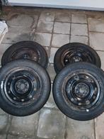 Vredestein winterbanden 7-8mm met velg 15inch winterset velg, Auto-onderdelen, Banden en Velgen, Ophalen, Gebruikt, 15 inch, 175 mm