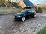 BMW 1-Serie 2.0 116I 5DR 2010 Zwart, Auto's, BMW, 1-Serie, 1995 cc, Zwart, 4 cilinders