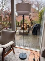 Mooie Kwantum vloerlamp - bijna nieuw!, Huis en Inrichting, Ophalen, Zo goed als nieuw, 150 tot 200 cm