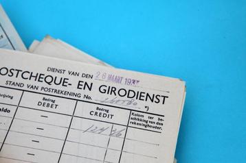 Diversen zeer ouden dagafschriften.  Giro dienst  beschikbaar voor biedingen