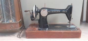 Antieke Singer handnaaimachine  beschikbaar voor biedingen
