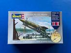Revell	00010	German A4 (V2) Missile	1/69 incl trailer, Hobby en Vrije tijd, Ophalen of Verzenden, Nieuw, 1:50 of kleiner