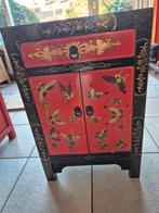 Antiek Aziatisch nachtkastje handgeschilderd met vlinders, Ophalen, Aziatisch, Minder dan 50 cm, Gebruikt