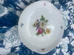 Vintage HOYO Porseleinen Bord met Bloemen, Ophalen of Verzenden, Zo goed als nieuw, Bord(en), Overige stijlen
