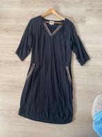 Zwart jurkje met borduursels, Kleding | Dames, Badmode en Zwemkleding, Ophalen of Verzenden, Zo goed als nieuw, Zwart, Overige typen