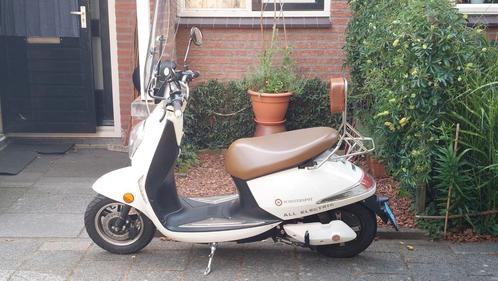 Monasso Grace, Fietsen en Brommers, Snorfietsen en Snorscooters, Zo goed als nieuw, Overige merken, Elektrisch, Ophalen